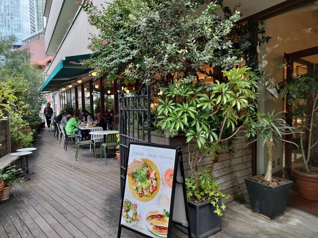 渋谷 テラスカフェ ホワイトグラスコーヒー