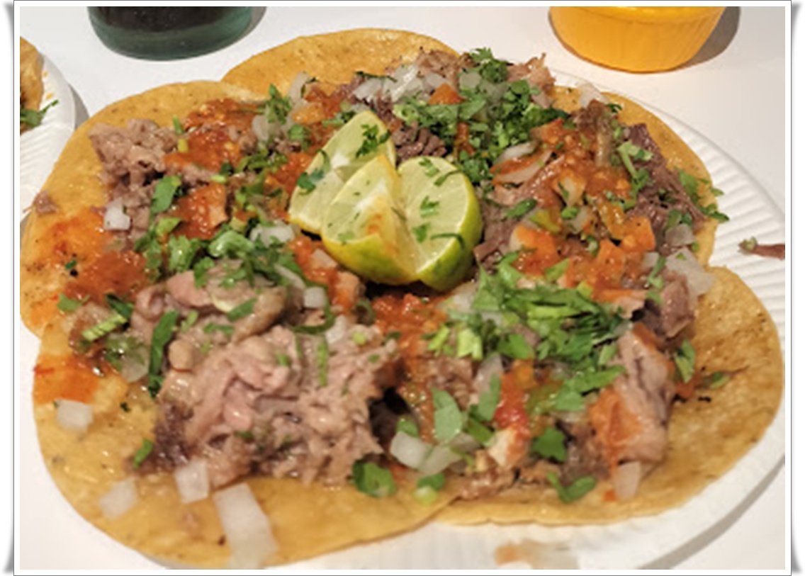 Tacos 3 Hermanos スアデロ